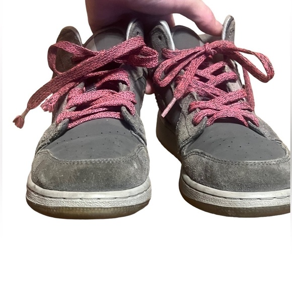 Nike Air Jordan 1 mid gg high top dark grey and hyper pink - Picture 12 of 13